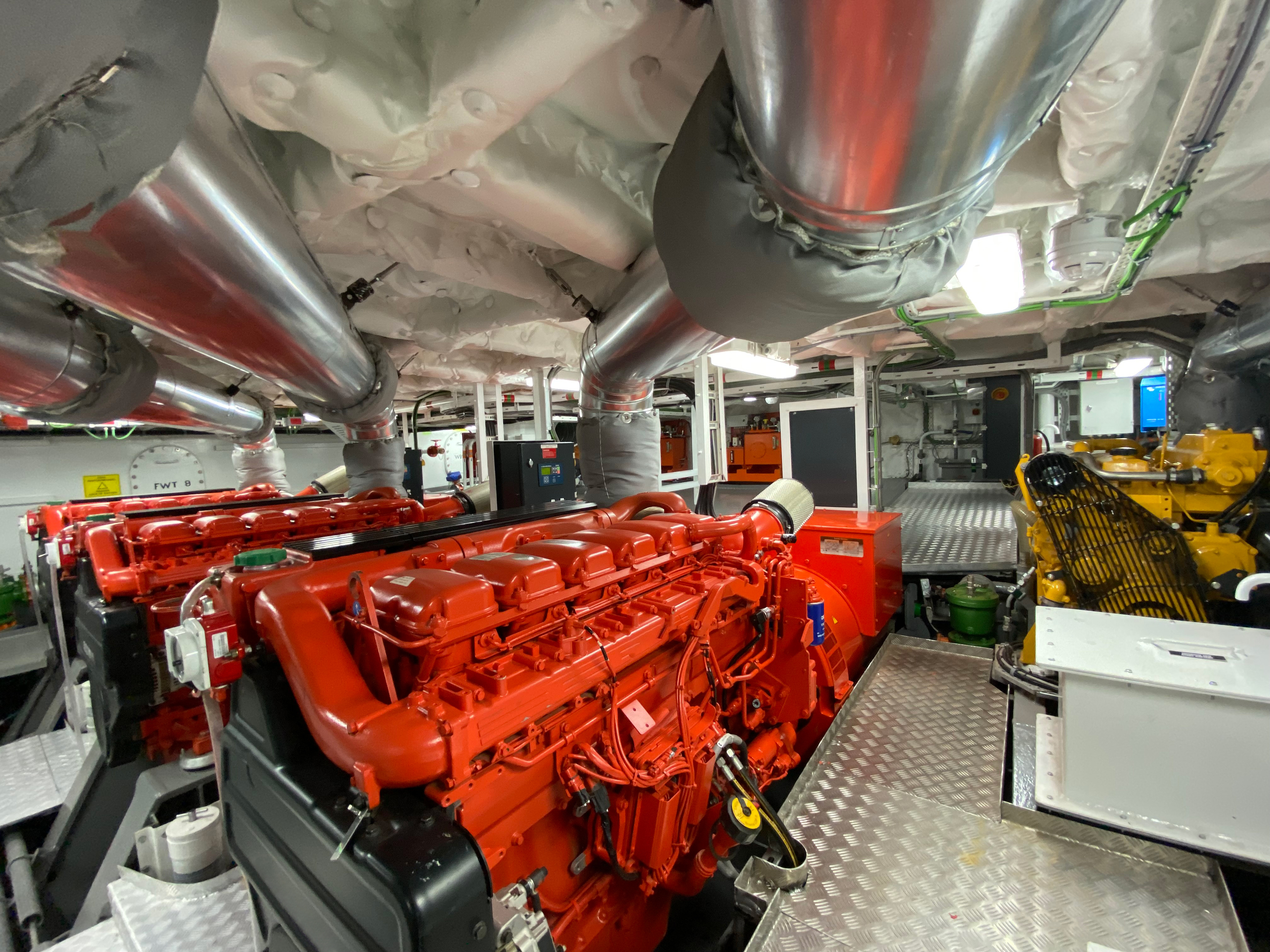 What a Boat Repower Really Costs in Seattle